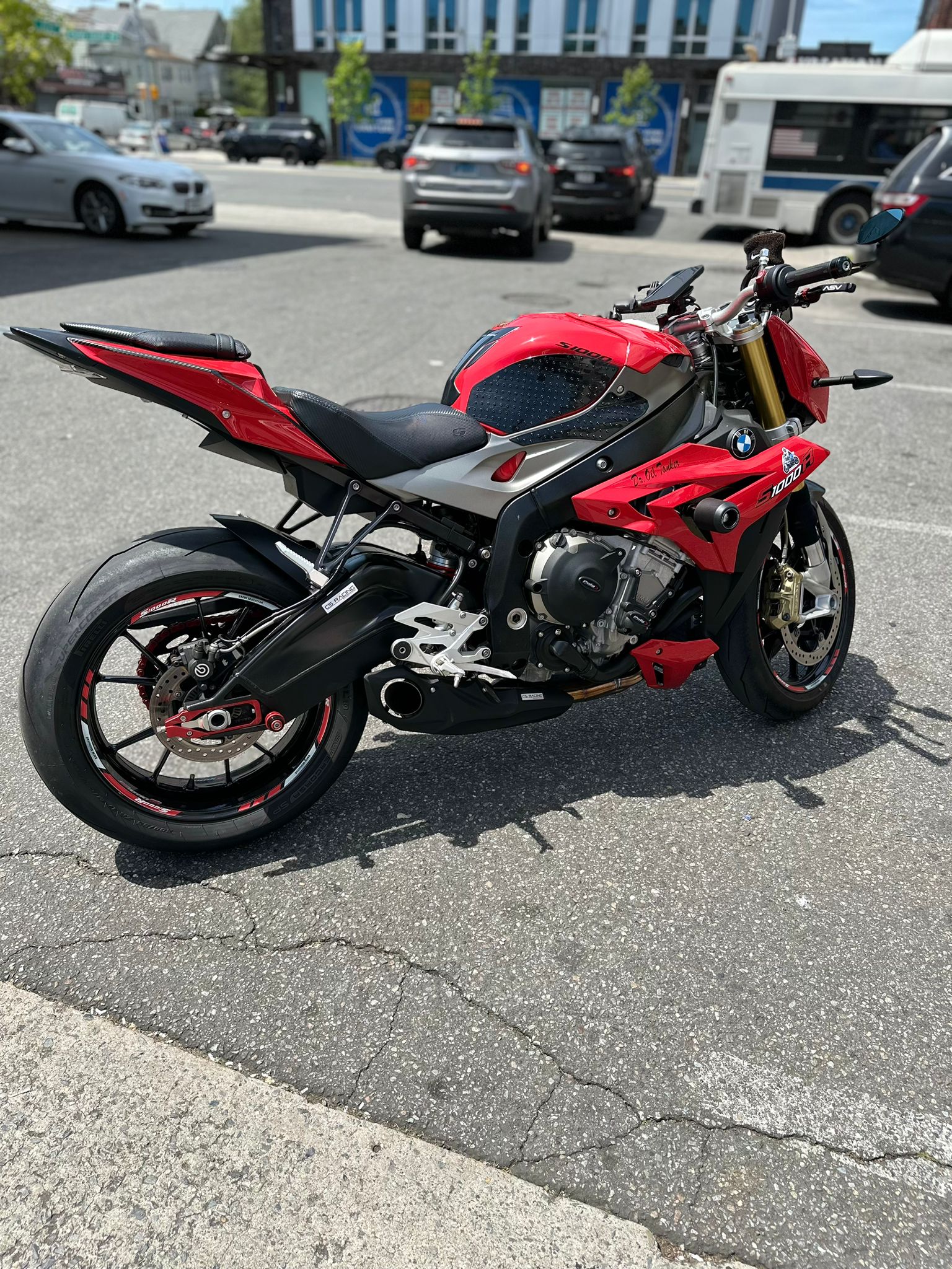 2016 BMW S1000R | NY CLEAN TITLE | LOW ONLY HIGHWAY RIDDEN MILES.